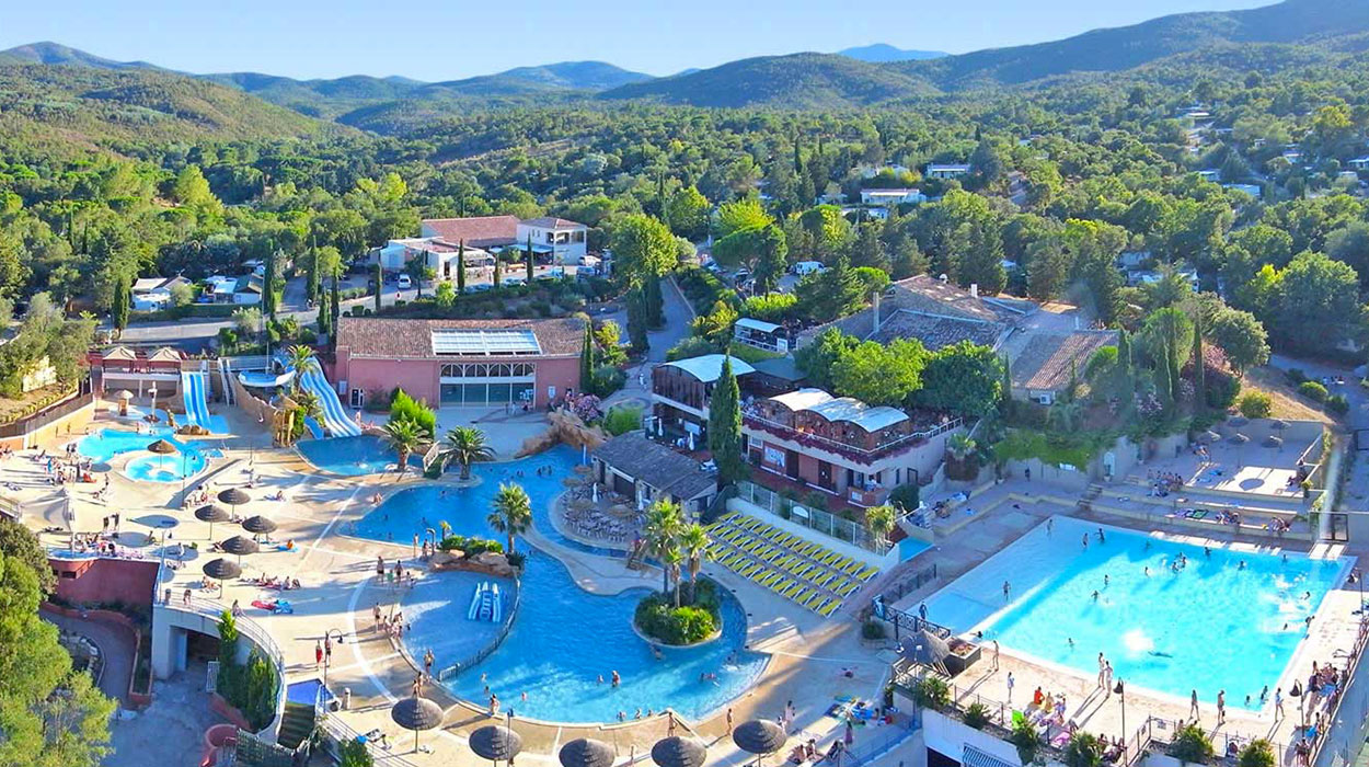 Envie de savourer vos vacances dans un camping dans le Verdon avec piscine ?