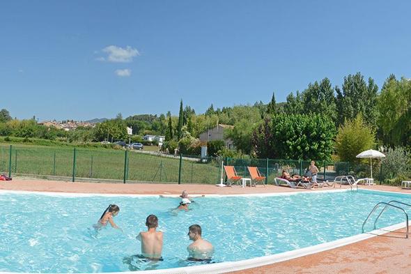 Que voir au Lac de Sainte-Croix pendant vos vacances au camping Oasis du Verdon ?