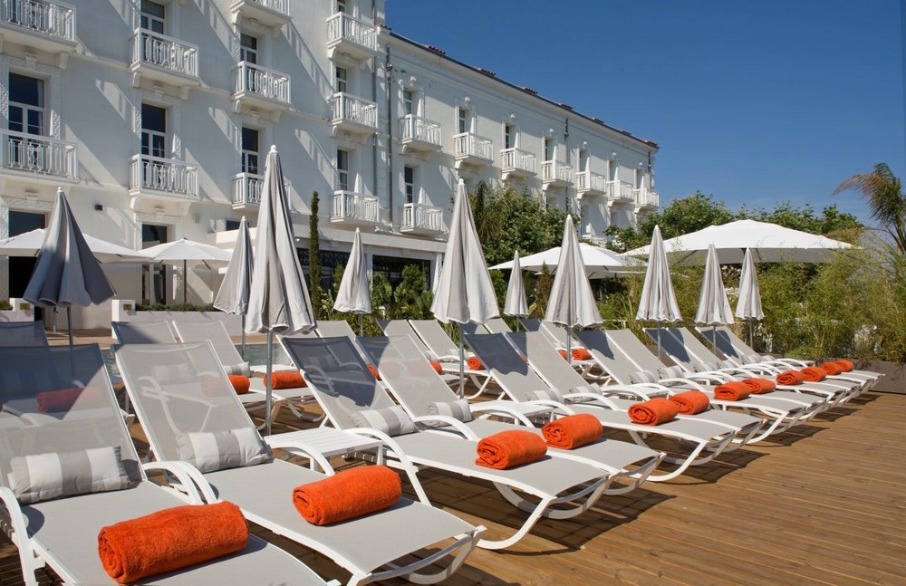 Séjour en Provence d’Azur : choisir le Grand Hôtel des Sablettes Plage