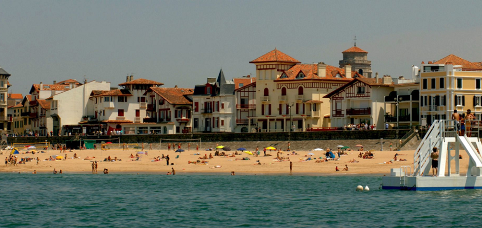 Que propose à voir la côte basque ?