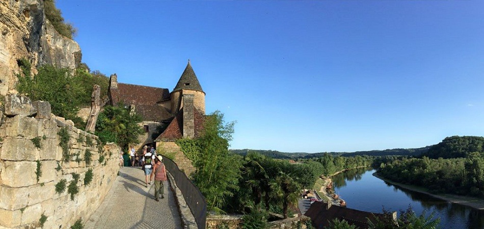 La Dordogne, une destination unique avec ses collines boisées