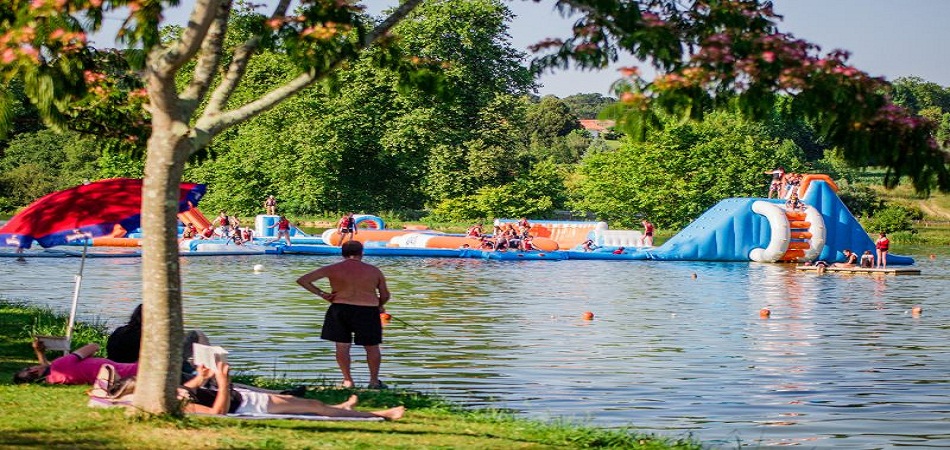 Les bonnes raisons de préférer un camping avec étang de pêche