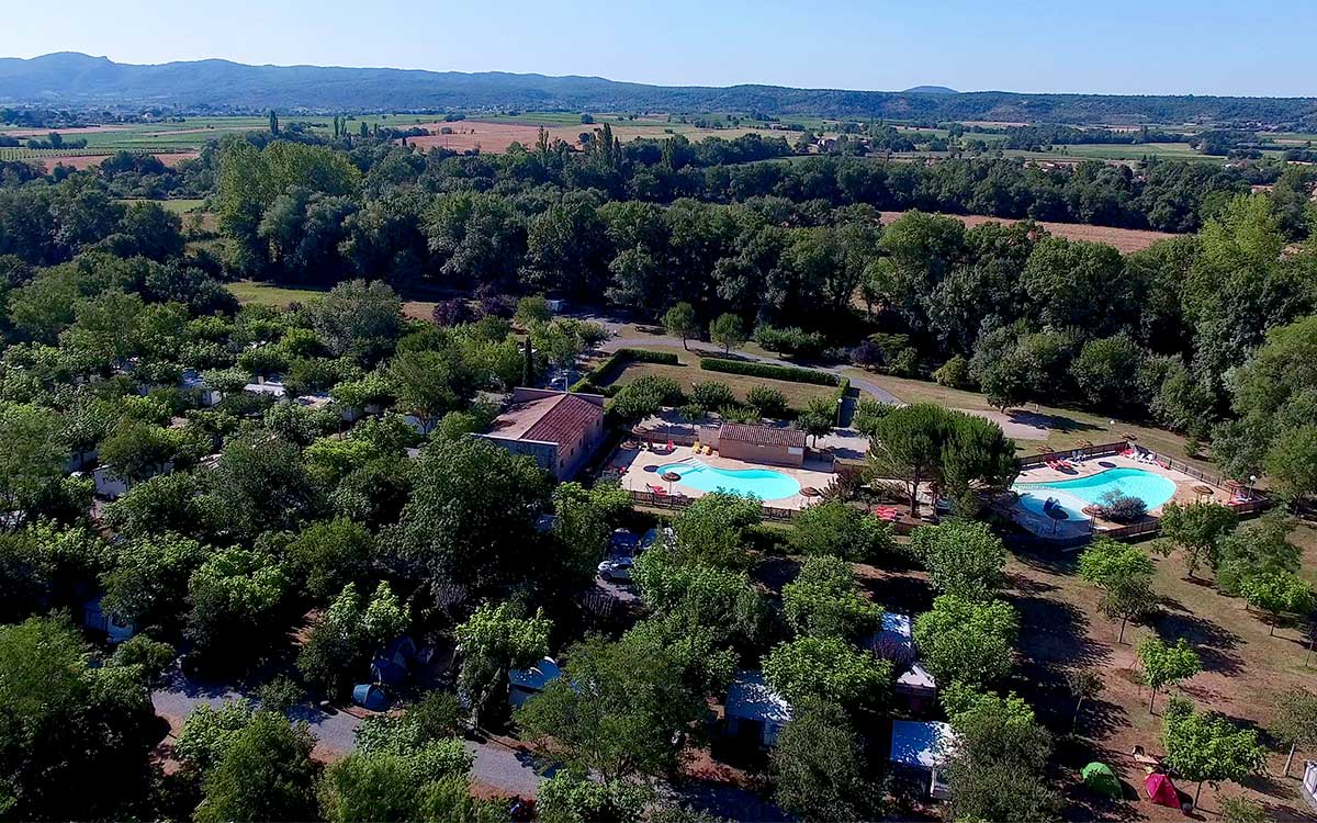 Quels équipements doit avoir un bon camping dans la Drôme ?